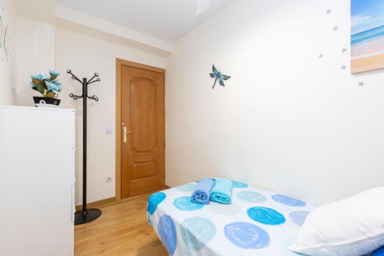 Ferienwohnung Apartamento Puente De Segovia Madrid Exterior foto